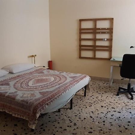 Stanza Privata In Appartamento Per Smart Working, Digital Nomads O Coliving פלרמו מראה חיצוני תמונה