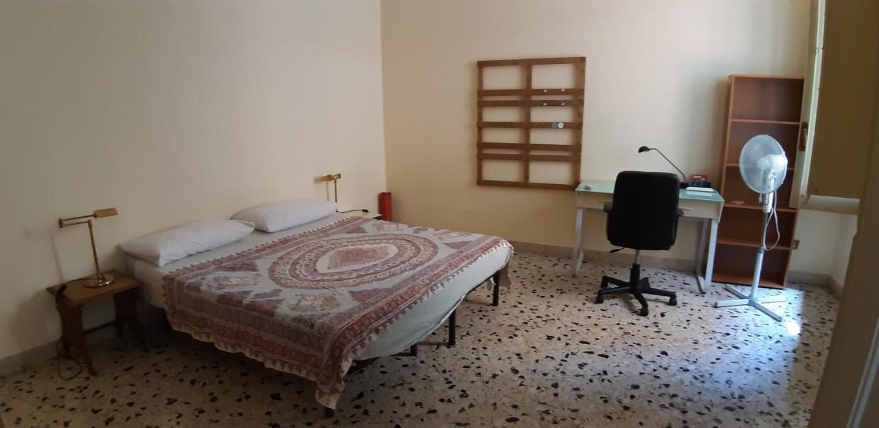 Stanza Privata In Appartamento Per Smart Working, Digital Nomads O Coliving פלרמו מראה חיצוני תמונה